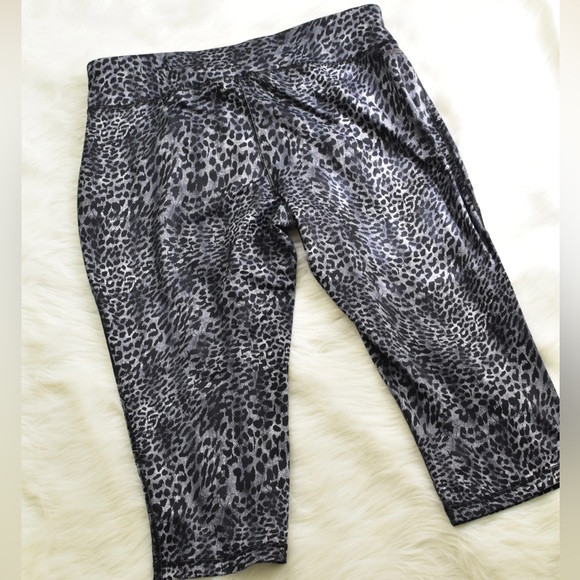 Grey Leopard Print Workout Pants - Picture 6 of 12
